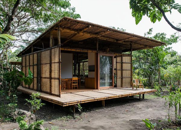 Sustainable Architecture_ Building for a Better Tomorrow